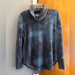 2/$12 bundle EUC Lularoe Aubrey soft cowl neck top